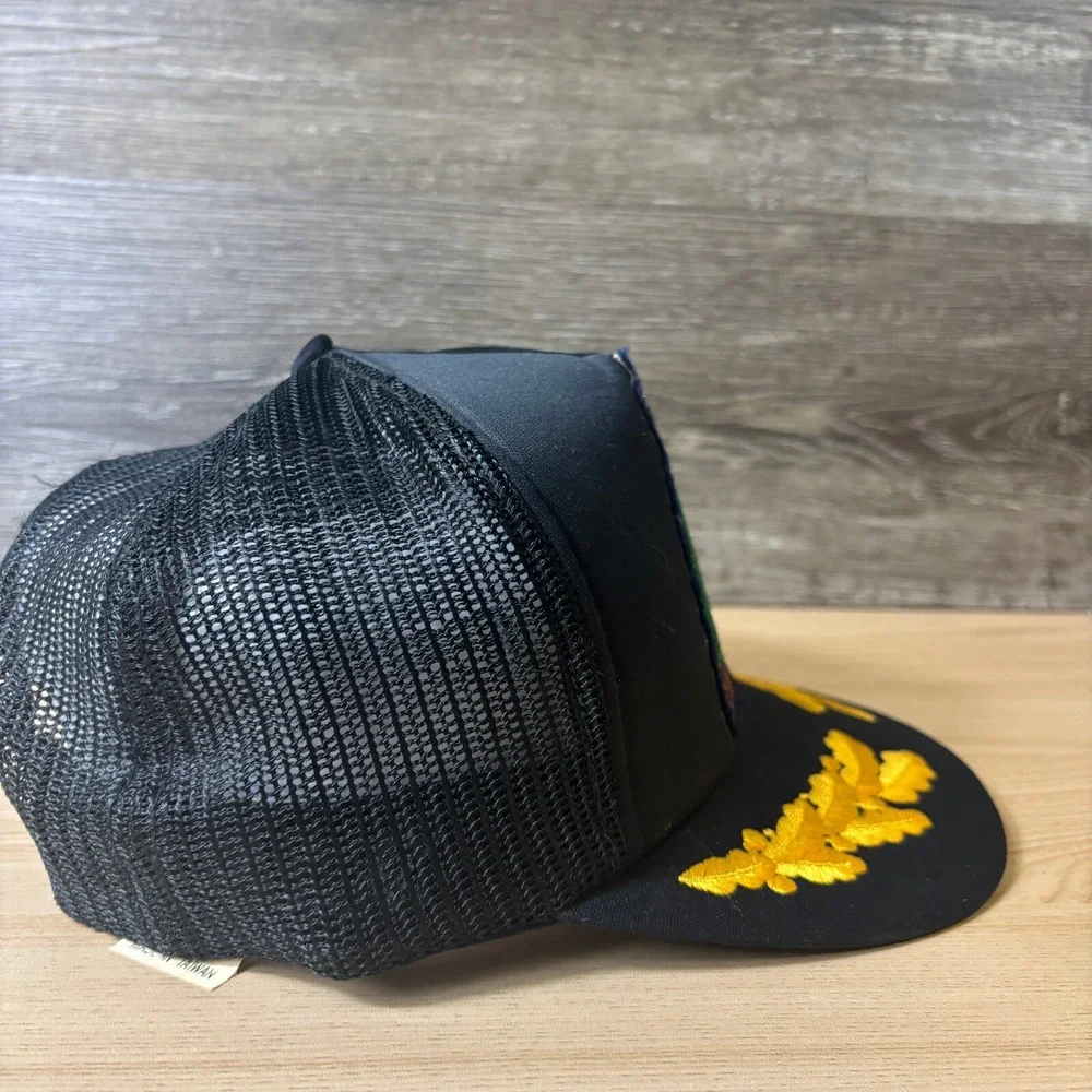 Vintage Royal Canadian Hat Cap Snap Back‎ Black Trucker Adjustable